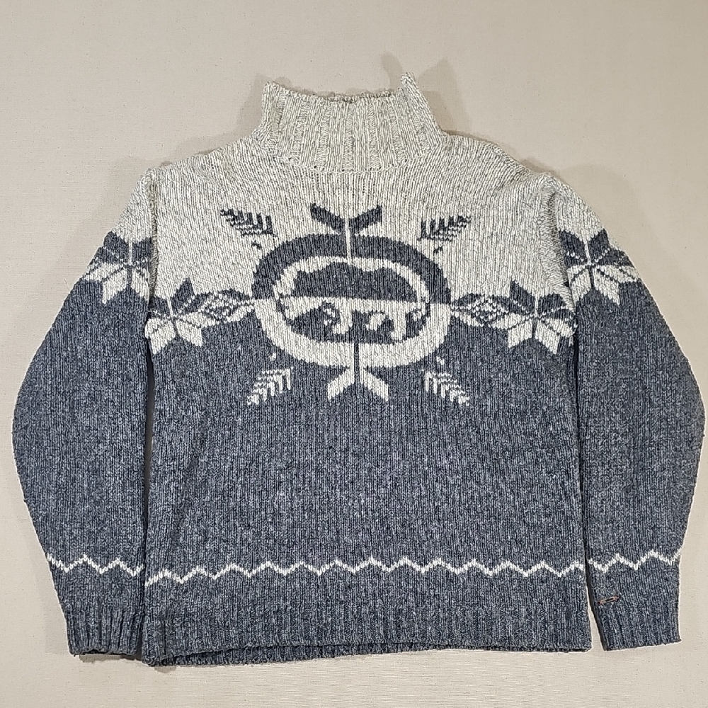 Ekco Men's Turtleneck Sweater in Blue and White